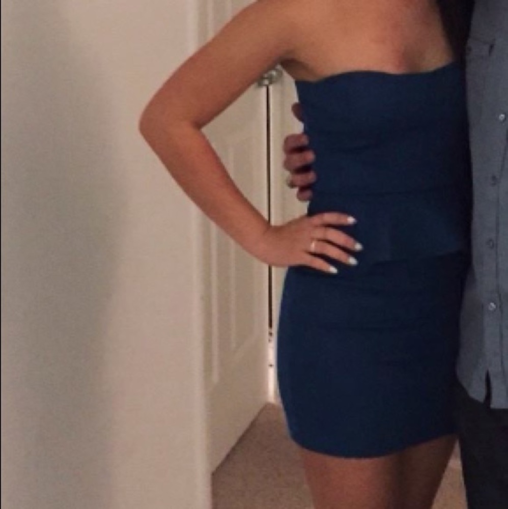 Teal Sweetheart Peplum Bodycon Strapless Dress 💙